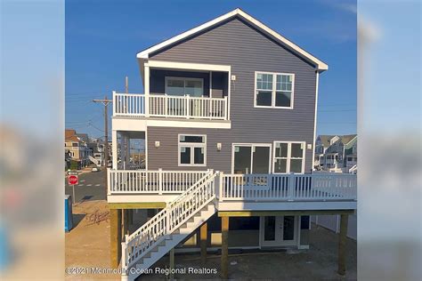 99 coolidge ave seaside heights nj 08751  COLDWELL BANKER REALTY